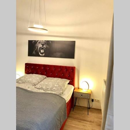 Apartment Zum Goldenen Loewen Inkl. Parkplatz & Wlan Erfurt Exterior photo
