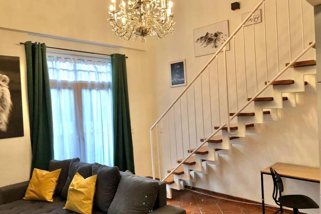 Apartment Zum Goldenen Loewen Inkl. Parkplatz & Wlan Erfurt Exterior photo